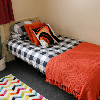 Standard single - Image 1